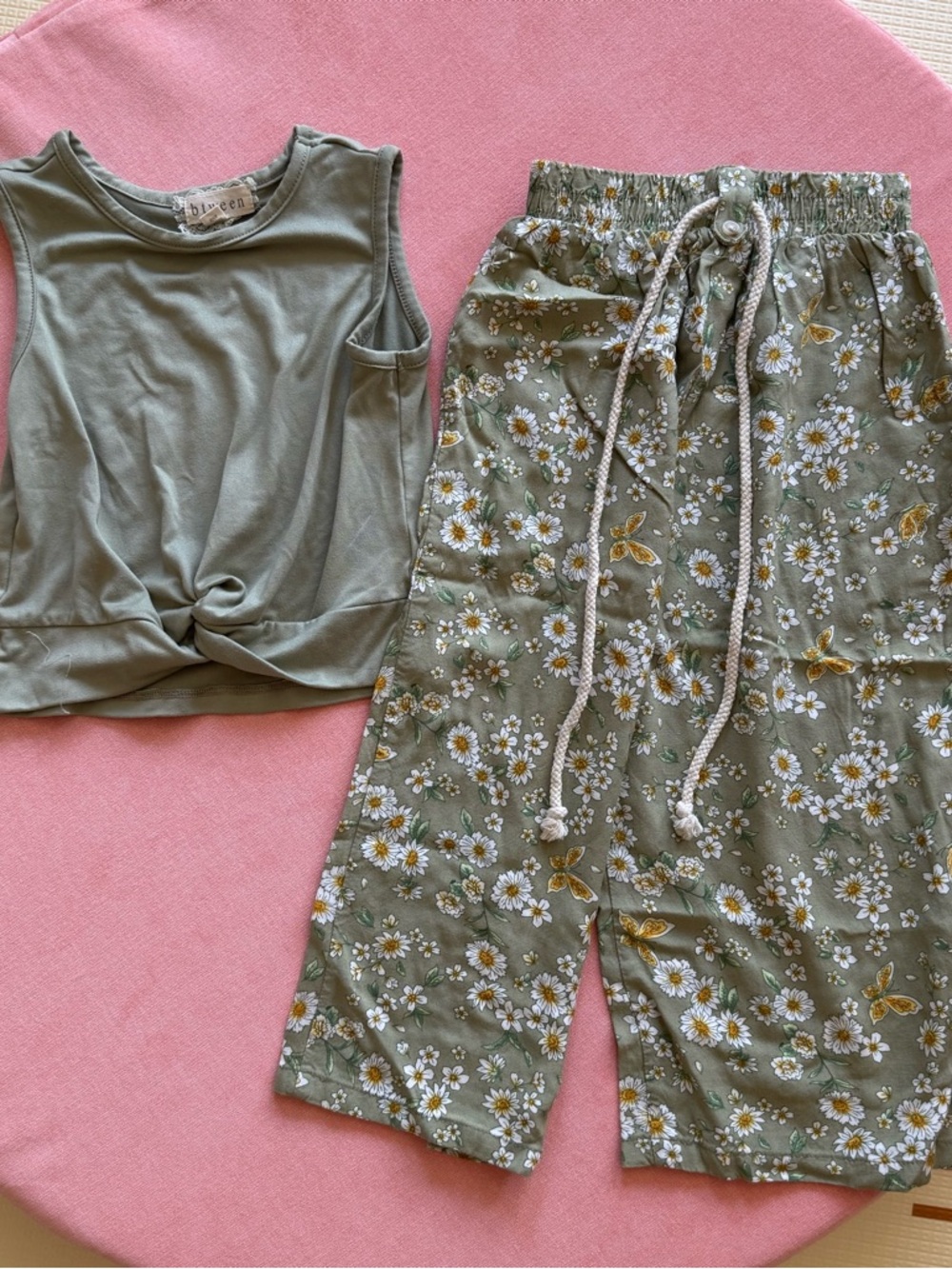 Btween Green Daisy Print Drawstring Pants with Olive Tank